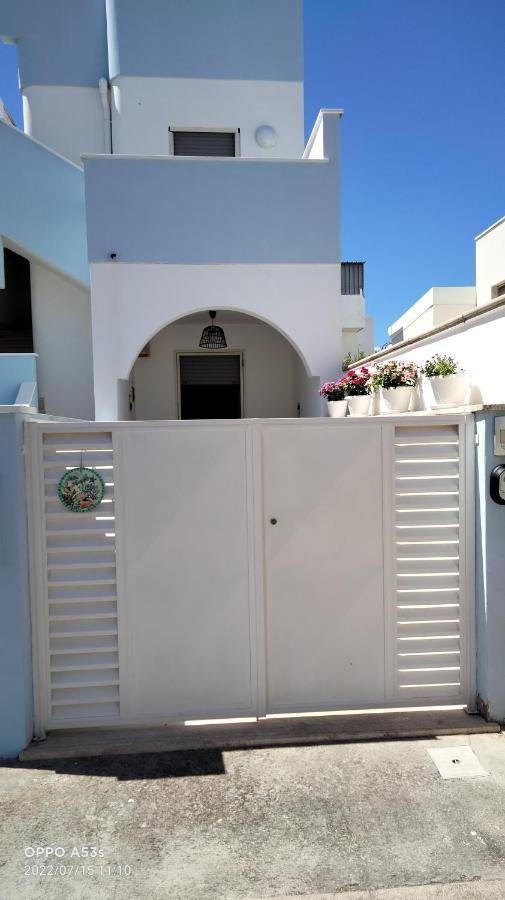 Acquario Apartment Lido Marini Ngoại thất bức ảnh